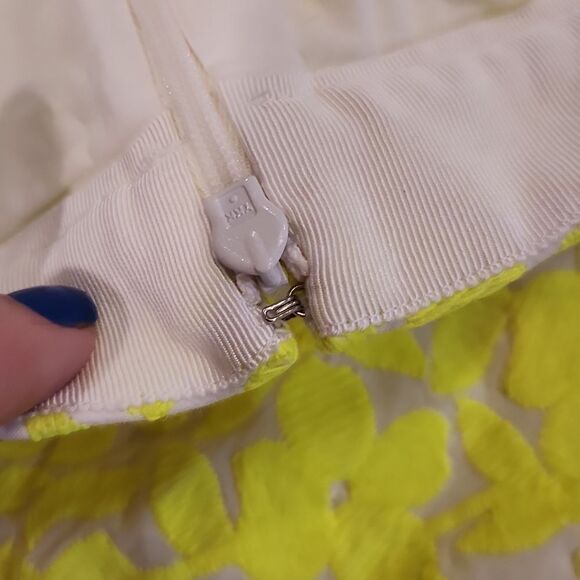 J. Crew florescent yellow embroidered floral skirt size 8! - Picture 13 of 13